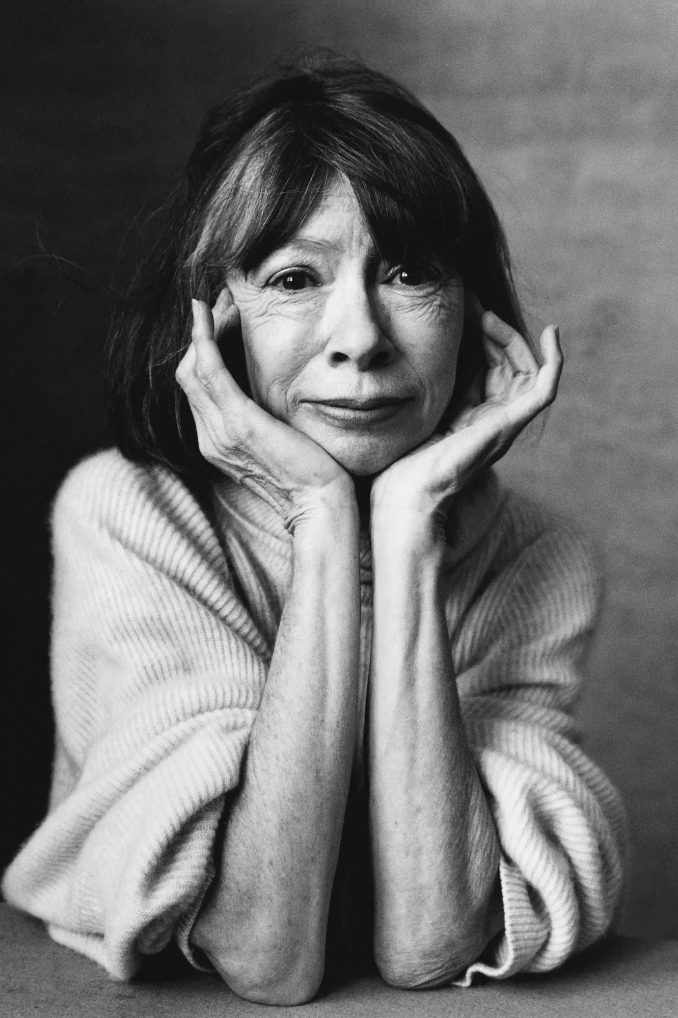 La journaliste et romancière Joan Didion, photographie en noir et blanc
